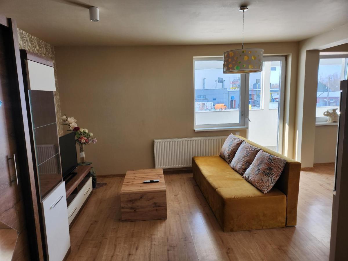 Apartman Greenside Michalovce Exterior foto